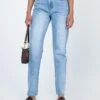 Princess Polly Salerno Mom Denim Jeans -Polly Store 1 modelinfo Lindsay us2 aededa83 eb93 4bdc 9415 5052bc373c77
