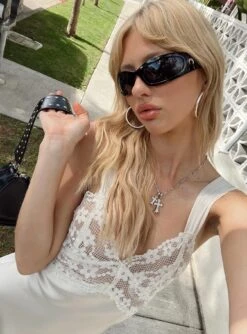 Bel Air Mini Dress Ivory -Polly Store 1 modelinfo beanie US2 3561bf6e 9ece 4c98 9fda 89092b028c53