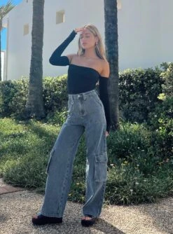 Princess Polly Randle Cargo Jeans Mid Wash Denim