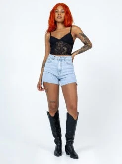 Polly Store -Polly Store 2 modelinfo chlo us4 715b78a0 4e9f 4fee b29e 694955b55d71