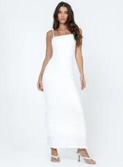 Princess Polly Buella Maxi Dress White -Polly Store 2 modelinfo cindy us2 fa8f4a95 f4ef 4280 adcc 88f44484b4be