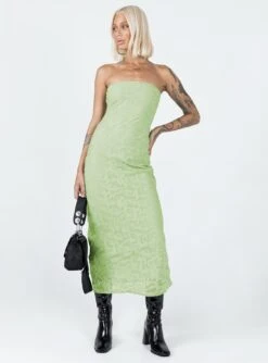 Princess Polly Sakina Maxi Dress Green -Polly Store 2 modelinfo emma leigh us4 499fb7b2 be83 4d46 8941 e074eae150d5