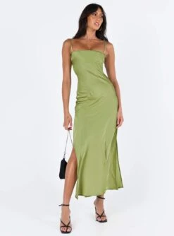 Princess Polly Leyana Maxi Dress Green -Polly Store 2 modelinfo josie us2 fc10789f e8fa 46a4 b882 0214f5d76df6