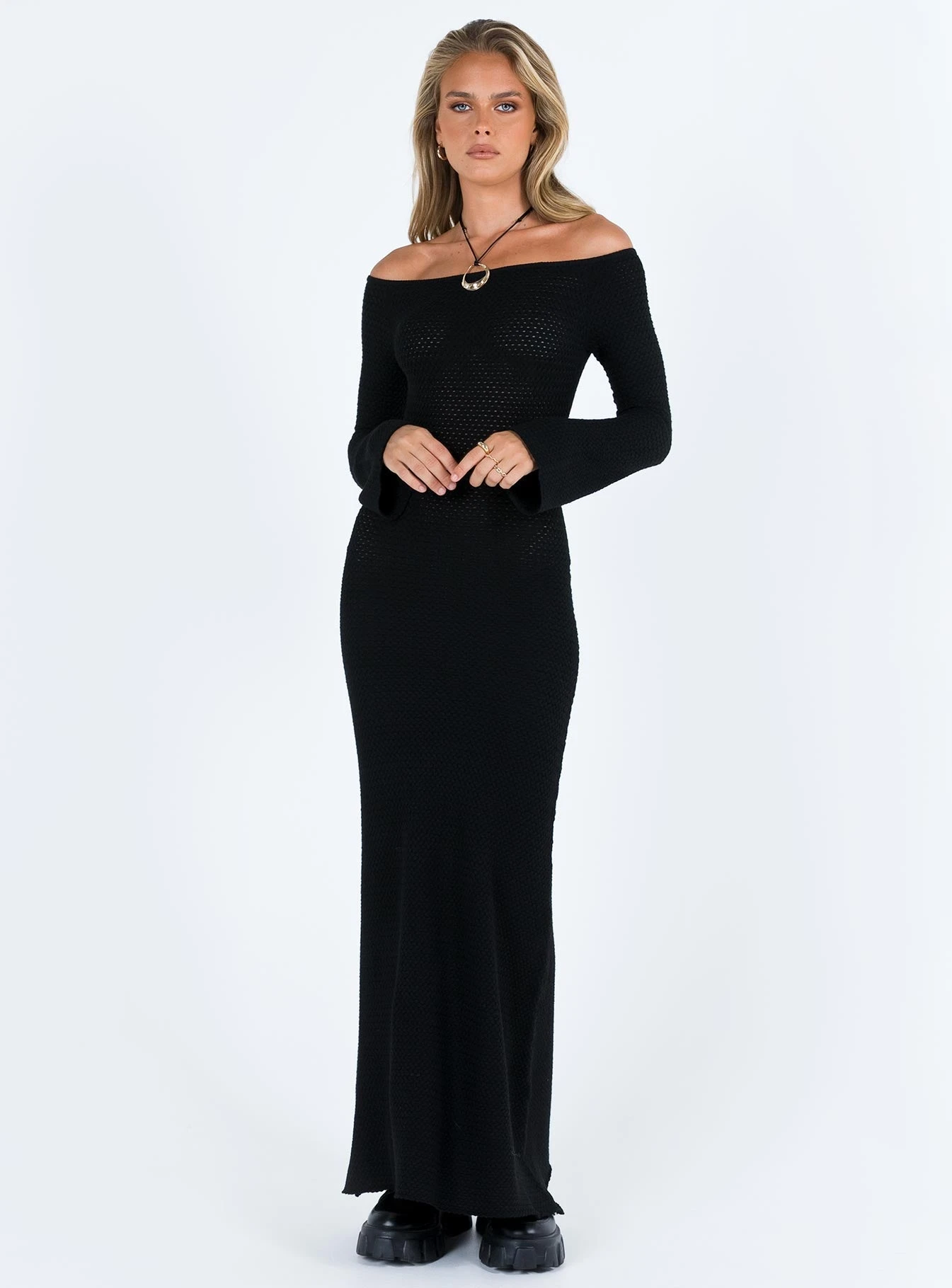 Devyn Off The Shoulder Maxi Dress Black 5 Devyn Off The Shoulder Maxi Dress Black - Image 3