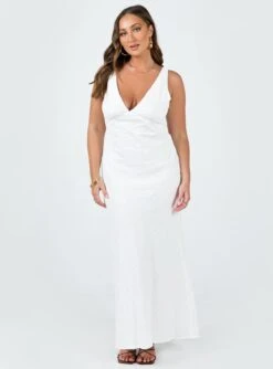 Princess Polly Nellie Maxi Dress White -Polly Store 2 modelinfo mikayla us8 839608f3 97d2 418c a3d2 97c5e9a38f25