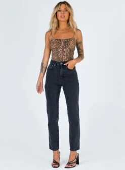 The Ragged Priest Ragged Priest Butt Cut Jean -Polly Store 2 3d9962f8 991e 47f5 b109 857b6c246a4e