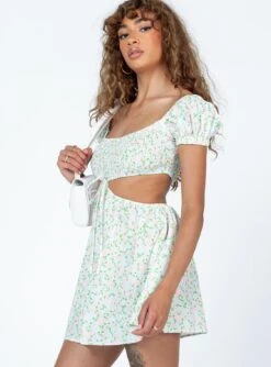 Princess Polly Asmaa Mini Dress Yellow -Polly Store 3 modelinfo Alyssa us4 18c8617a 0cad 4921 9c57 afb0726ac1bd