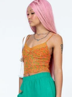 Motel Yenika Top Summer Sun -Polly Store 3 modelinfo Jayechelle us4 9fc3910e ae68 4880 9e9c f57096d82ba4