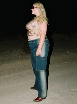 Pre Show Denim Jeans Curve Mid Blue -Polly Store 3 modelinfo Krysten us16 5df53e1e 36c4 4400 92aa d502e17f36f9