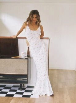 Curtis Maxi Dress Multi -Polly Store 3 modelinfo elise us2 8313fe73 f5c1 4913 b4cf 2395f880232c