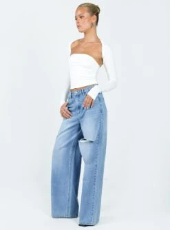 Princess Polly Beale Wide Leg Jeans Mid Wash Denim -Polly Store 3 modelinfo kiana us2 a693aca8 b12c 4a48 8041 150834538b0d