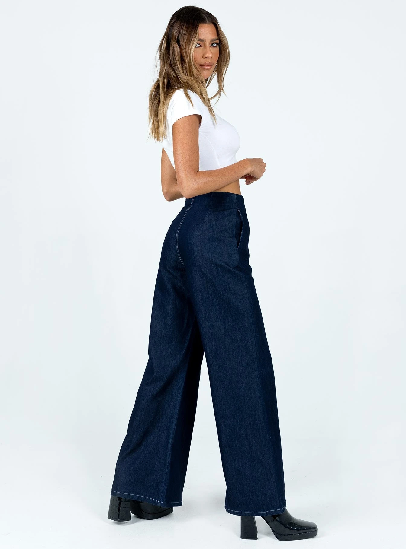 Princess Polly Misty Wide Leg Jeans Denim 6 Princess Polly Misty Wide Leg Jeans Denim - Image 4