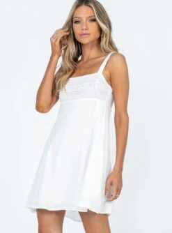 Princess Polly Laci Mini Dress Off White -Polly Store 3 modelinfo nathalia us2 42cdf4e2 09b7 4387 b744 a59c082dc0f5