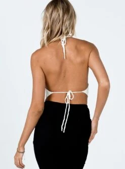 Princess Polly Layne Top White 11 Princess Polly Layne Top White -Polly Store 4 modelinfo Chelsea us4 e5b534ee 9429 41d6 90ea 5ac2465658d0