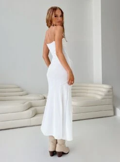 Princess Polly Andros Maxi Dress White -Polly Store 4 modelinfo Elly us2 699dbbdf c378 46c2 af41 b1aab12afdf8