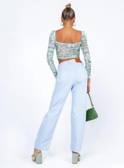 Princess Polly Livorno Straight Leg Ice Blue Denim Jeans -Polly Store 4 modelinfo alexis us2 9d928e18 d782 45b6 ba6c 08bb01303778