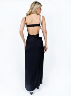 Princess Polly Passion Maxi Dress Black -Polly Store 4 modelinfo chloe us2 101570ad 6ce0 4c04 8f9b 0c1b47cfe2ad