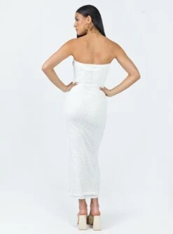 Princess Polly Mollen Maxi Dress White -Polly Store 4 modelinfo christy us2 20883a39 31b5 408f a7e3 689f9604d40e