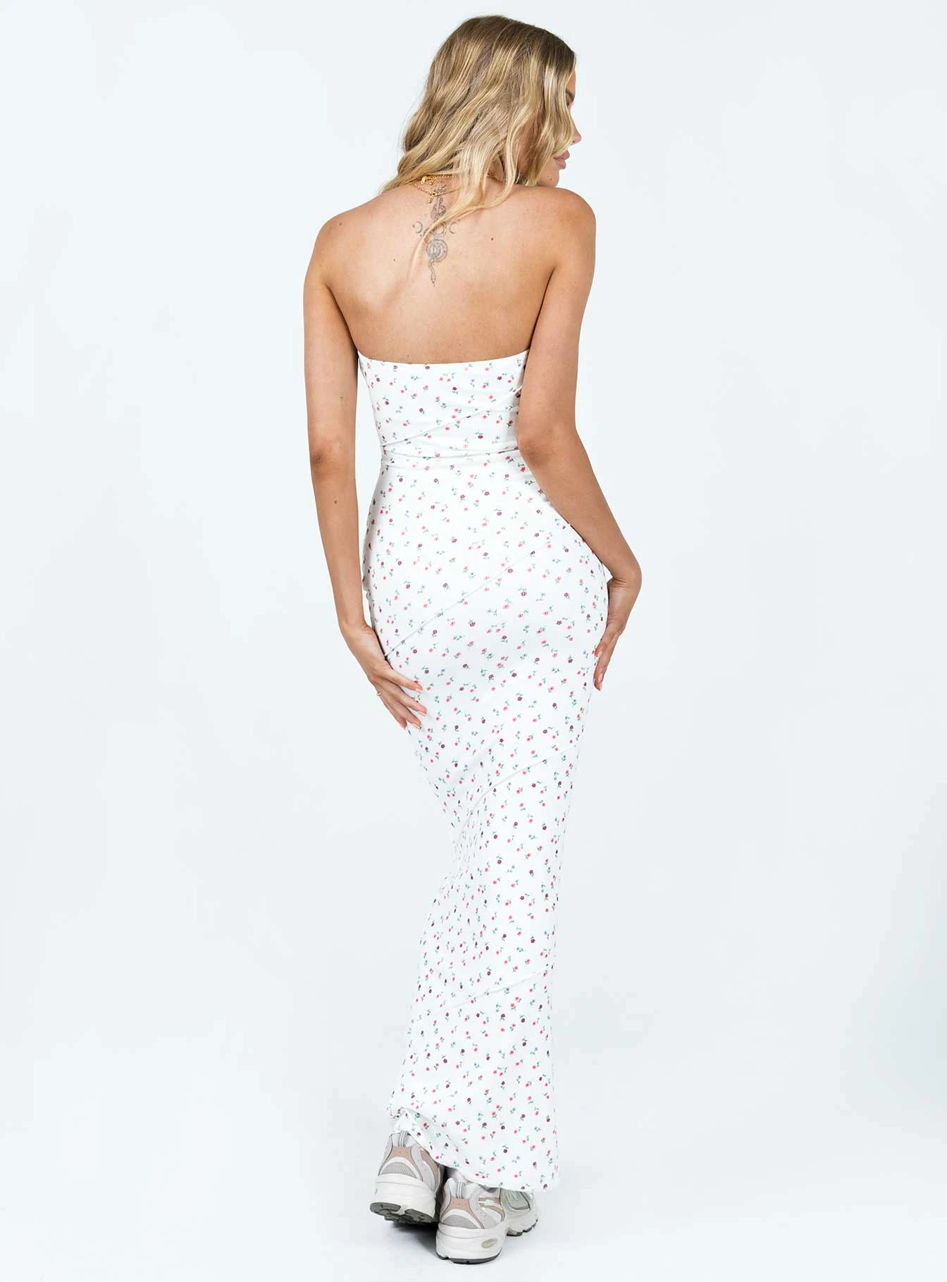 Princess Polly Oscar Maxi Dress White Floral 7 Princess Polly Oscar Maxi Dress White Floral - Image 5