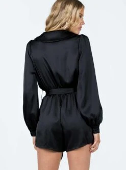 Mira Romper Black -Polly Store 4 modelinfo elly us2 a5779863 816d 4022 af46 1794cd199f59