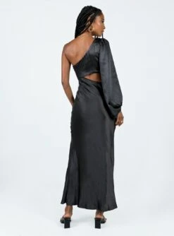 Karter Maxi Dress Black -Polly Store 4 modelinfo eyes us2 e1e5b6f5 c38a 4b75 a156 e0dcb02f19d9