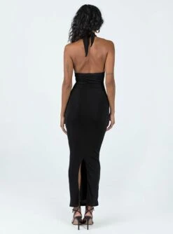 Tahni Maxi Dress Black -Polly Store 4 modelinfo kristen us2 ece29cfe 9989 44e2 b265 823c39e55993