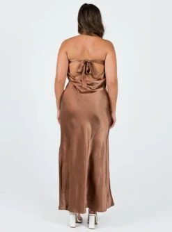 Princess Polly Haley Maxi Dress Brown -Polly Store 4 modelinfo mikayla us8 7f04d0ff b856 4e2d 966f a5f5f76e491c