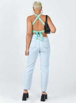 Princess Polly Cedar Straight Leg Denim Jeans -Polly Store 4 modelinfo sarah us4 270894a3 ebe3 4012 ac08 d824f8593654