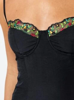 Princess Polly Floreto Mini Dress Black -Polly Store 5 modelinfo christy us2 f8616616 2425 4f03 8d06 325ef63cd52d