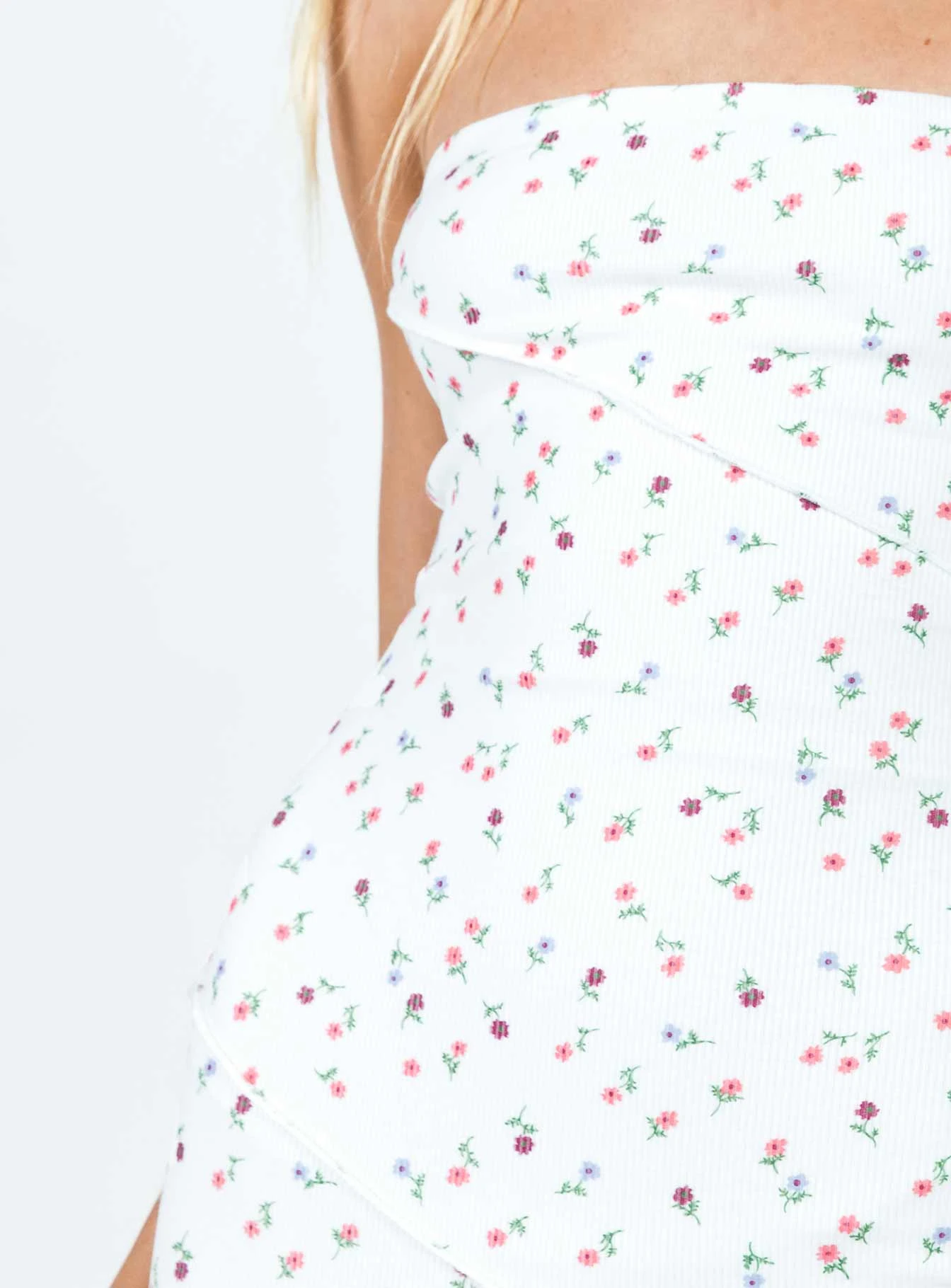 Princess Polly Oscar Maxi Dress White Floral 8 Princess Polly Oscar Maxi Dress White Floral - Image 6