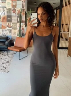 Princess Polly Knox Maxi Dress Slate -Polly Store 5 modelinfo kristen us2 b5f3c007 4c35 4f2b a9b2 10b835e8eaa9