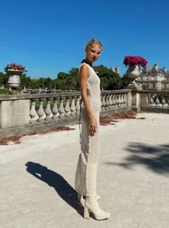 Princess Polly Performer Knit Maxi Dress Cream -Polly Store 6 modelinfo Nika us2