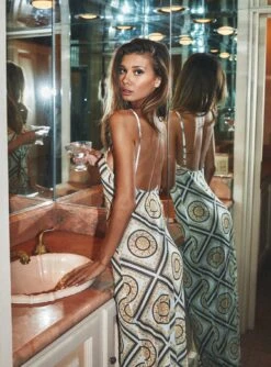 Jagger & Stone The Paris Maxi Dress Multi -Polly Store 7 0f00d7c8 f446 4d01 9825 1839b3cc7710