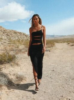 Jagger & Stone Claudia Maxi Dress Black -Polly Store IMG 2974