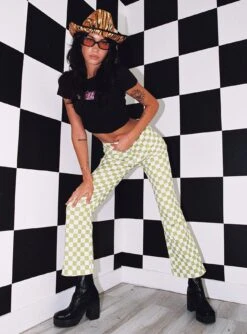 Princess Polly Jessica Checkboard Jeans Green -Polly Store JESSICA CHECKERBOARD JEANS GREEN b0441ac6 4b41 4ed5 81fa 6c224b10ba78